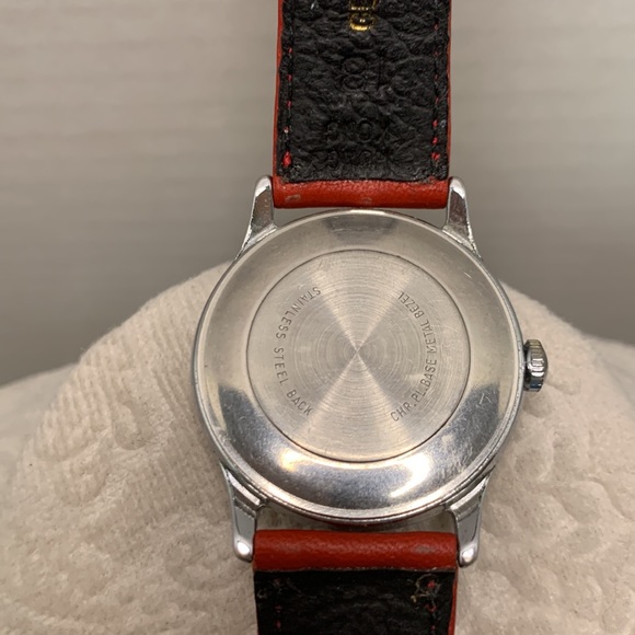 Authentic Mickey Mouse Watch - Picture 5 of 8